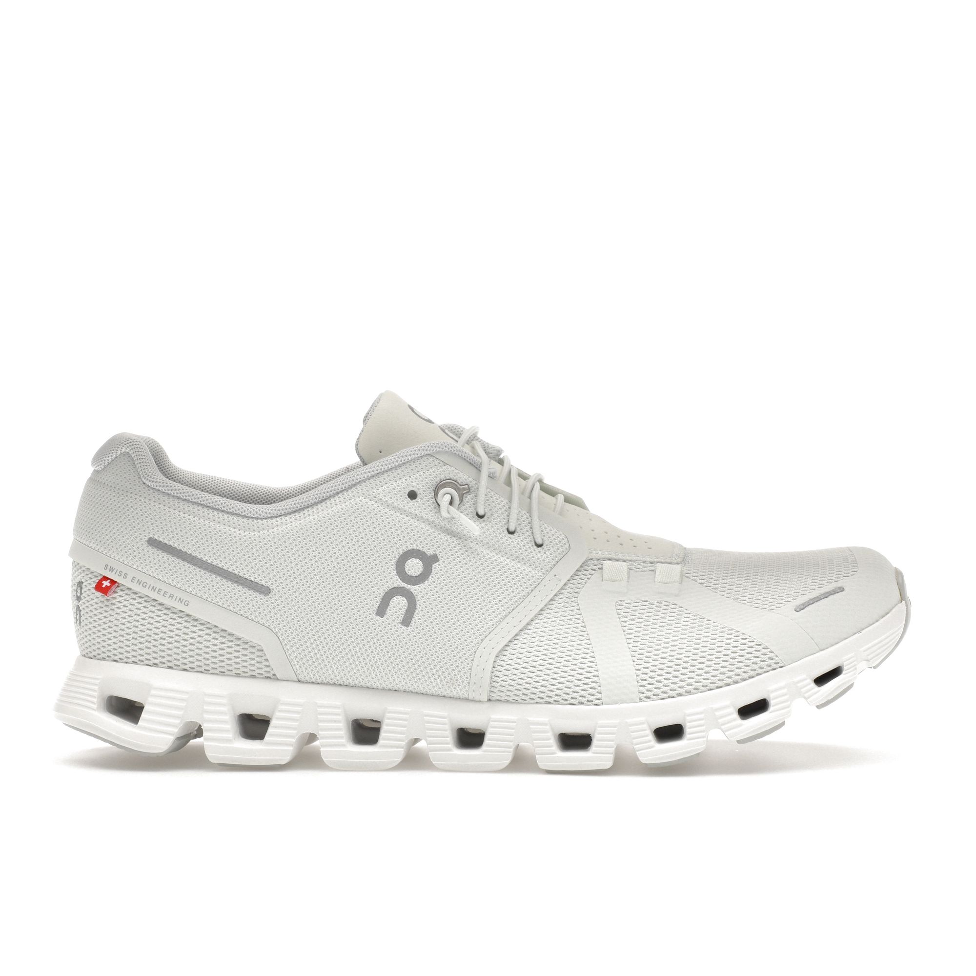 

Мужские кроссовки ON Cloud 5 Ice White серые 59.98775