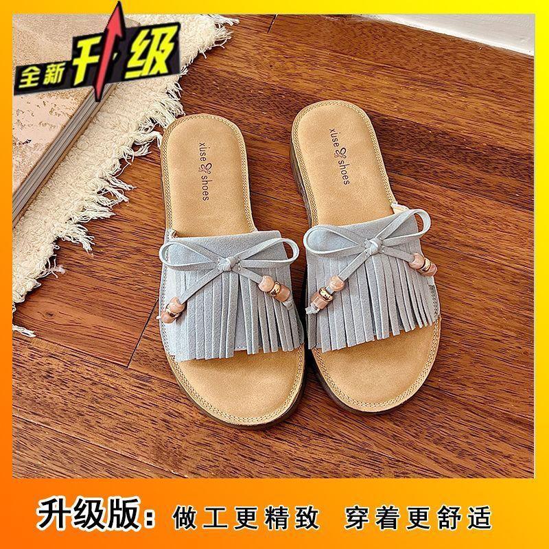 Fashion out versatile beach Internet celebrity cool slippers women 2025 summer new flat bottom one word cool slippers women wear
