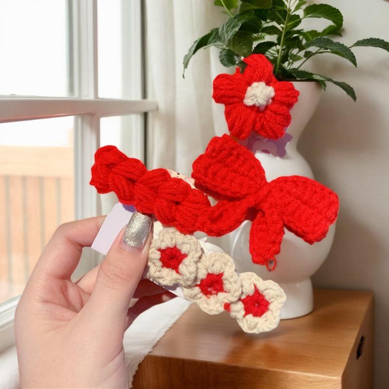 4Pcs Cute Knit BB Hair Clips Handmade Flower Bow Bang Clips for Kids Perfect for Christmas Festival Celebration