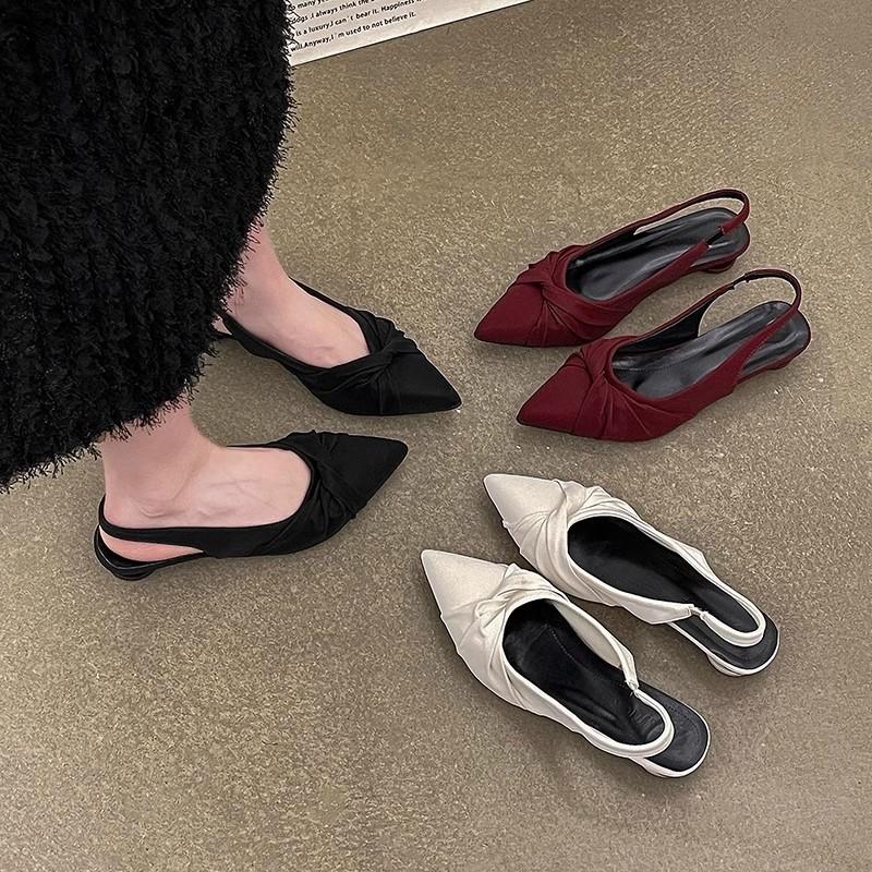 Niche Design Sense Fashionable Bag Head Sandals Women's Summer New Pointed Head Outer Wear Thin Heel Shallow Mouth Women's Shoes Tide