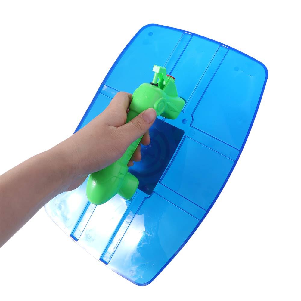 Blue Water Sprayer with Shield Plastic Water-Sprinkling Festival Squirt Toy For Outdoor Beach