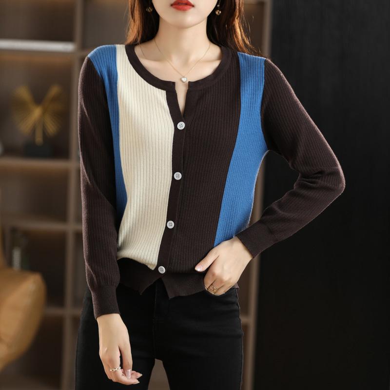 

Жіночий легкий шовковий кардиган із 50% вовни та 50% тутового дерева – універсальний трикотаж на 4 сезони для комфорту та стилю на весь рік 2XL синій