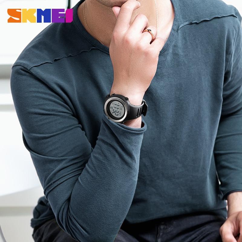 New product trend watch men, outdoor sports fashion waterproof stopwatch luminous alarm hour electronic watch