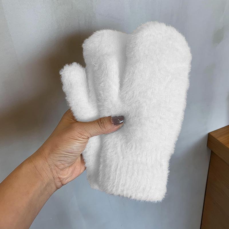 

Winter Unisex Fingerless Mittens with Faux Mink Velvet, Plush Insulation, and Neck Strap for Ultimate Warmth and Cold Protection One Size