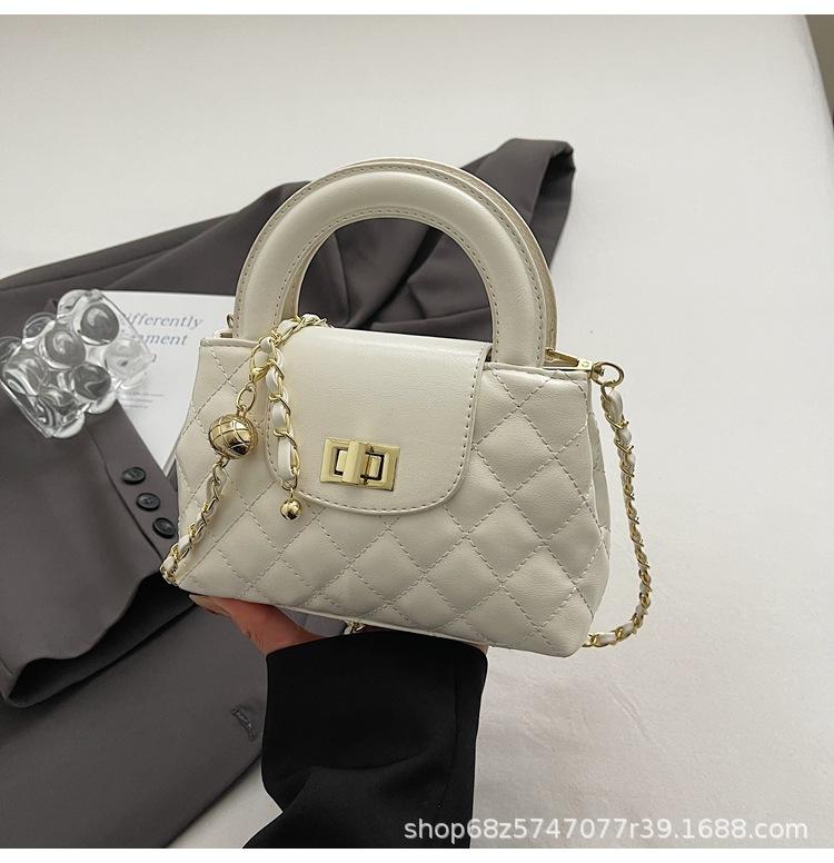 Xiaoxiangfeng Chain Handbag Women's 2025 New Trendy Fashion Diamond Commuter Bag High-end Niche Messenger Bag