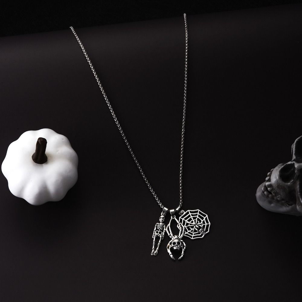 Punk Style Halloween Necklace Spider Gothic Clavicle Choker Cool Skeleton Pendant Necklace Men