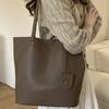 Fashionable Large-capacity Bag, Trendy and Niche Tote Bag, Simple Single-shoulder Bag and Underarm Bag