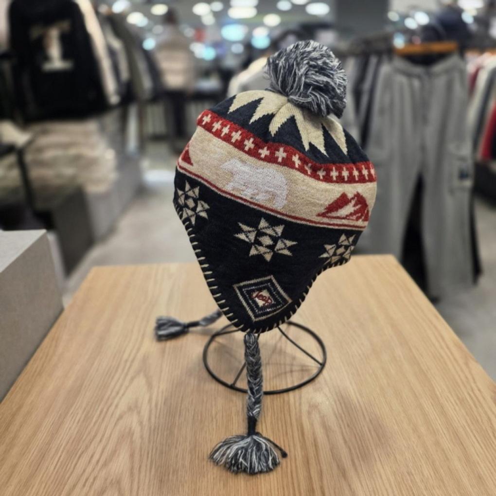 Jeep_Surgery Jacquard Knit Pom-Pom Hat_JP4GCU803
