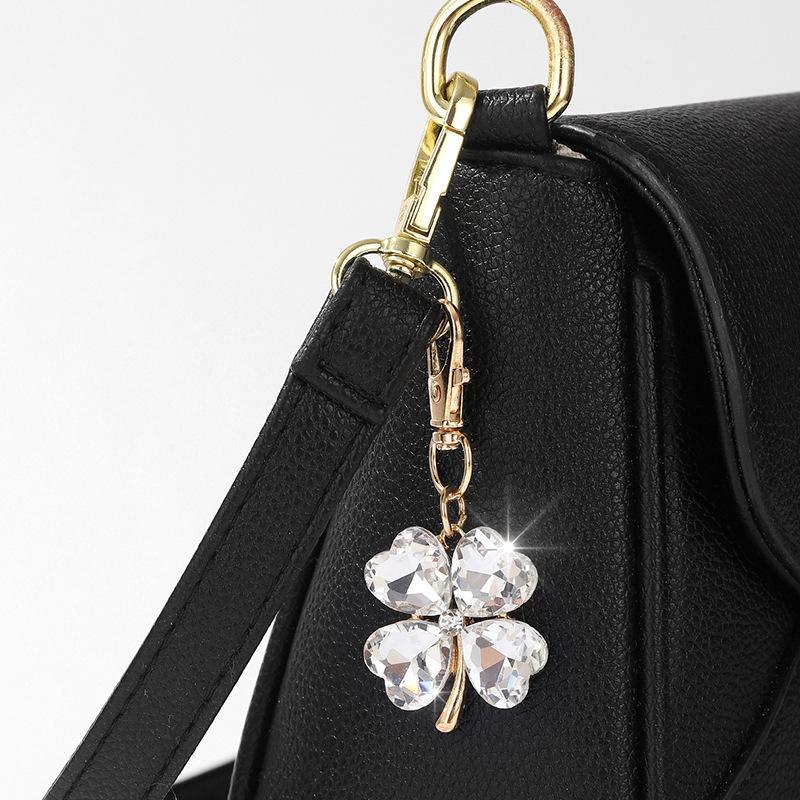 Luxury Fashion Glass Four-Leaf Clover Shape Keychain Pendant Accessory, Perfect For Women'S Car Keys, Bags, And Gift Giving