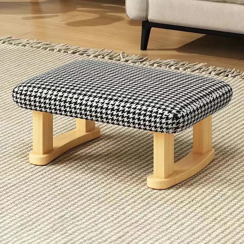 Простой входной табурет для обуви небольшой табурет хозяйственный под столом небольшая скамья компьютерный стол подставка для ног диван небольшой табурет 26928₽