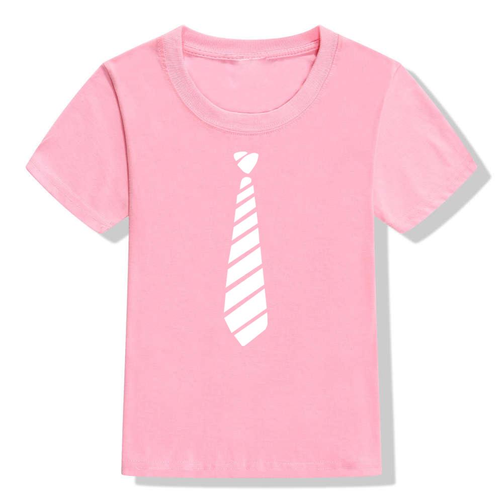 Классический костюм с галстуком-бабочкой — фото 15