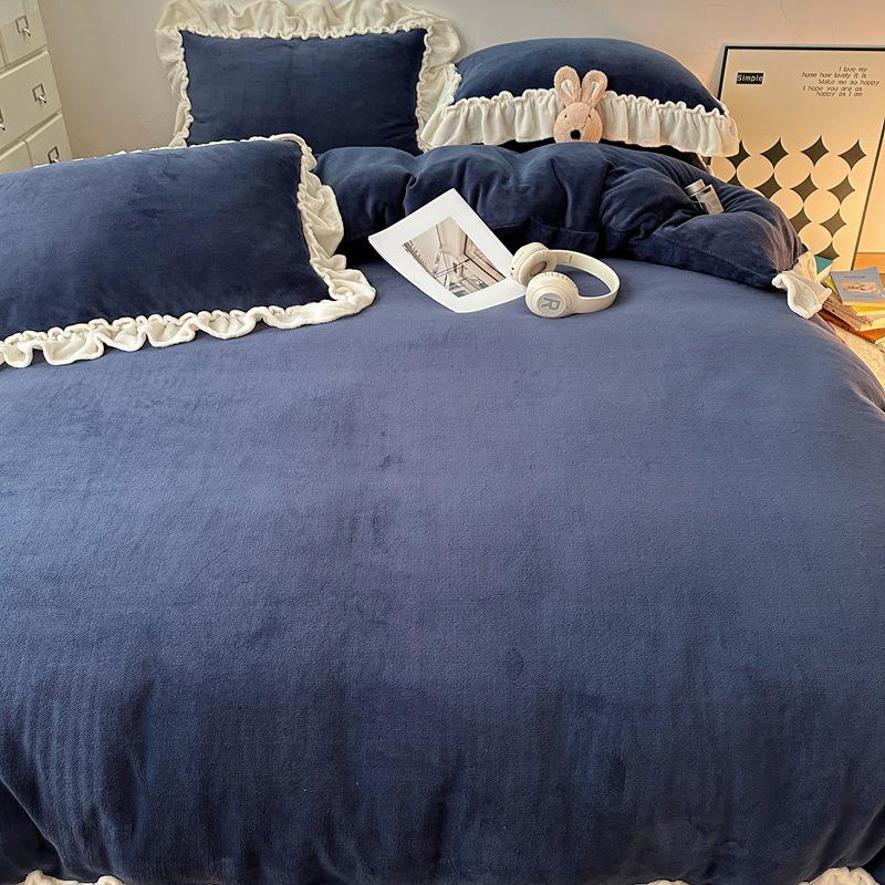 Elegant Princess-Style Velvet & Lace Winter Bedding Set – Duvet Cover & Flannel Sheet  