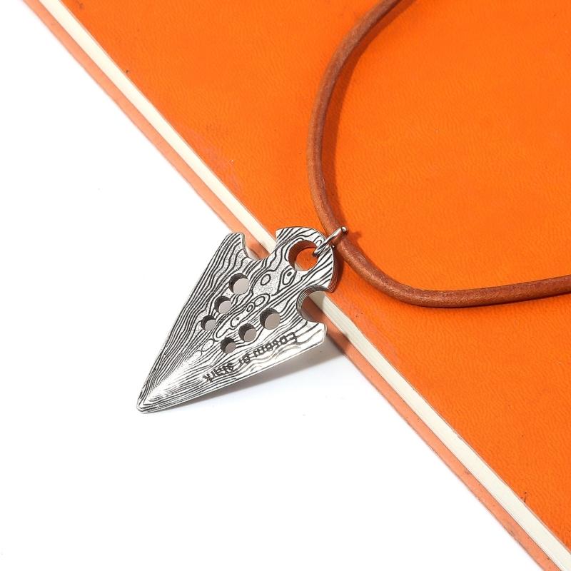 Unisex Charm Necklace Alloy Arrows Neck Jewelry Unique Fashion Accessory Suitable for Daily Wear Special Occasions