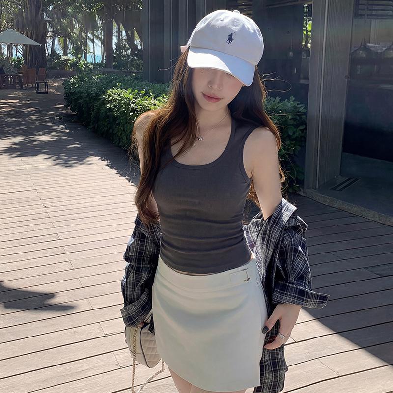 

American Workwear Women s High-Quality Cotton Tank Top, Wide Straps, Side Boob Coverage, Versatile Inner or Outer Layer Camisole. M 48-58 kg
