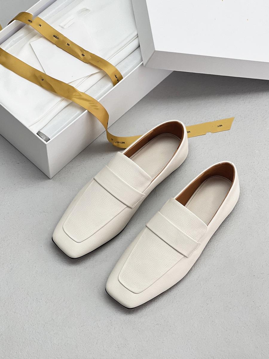 

British style square head one pedal commuter loafer leather shoes women 2025 simple and comfortable versatile flat heel single shoes lazy shoes 40 бежевый