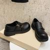 Spot Traubenmutter mit den gleichen Loafers, Doppelschnalle mit einem Pedal, hässlich und niedlich vielseitig retro britischer Stil Großkopf-Lederschuhe Damen