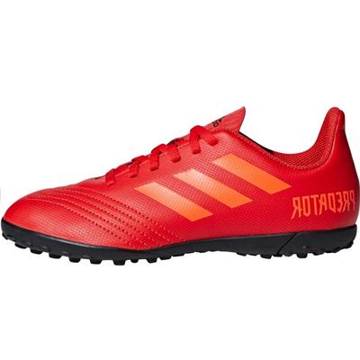 Chaussures spéciales de sport – Chaussures de football