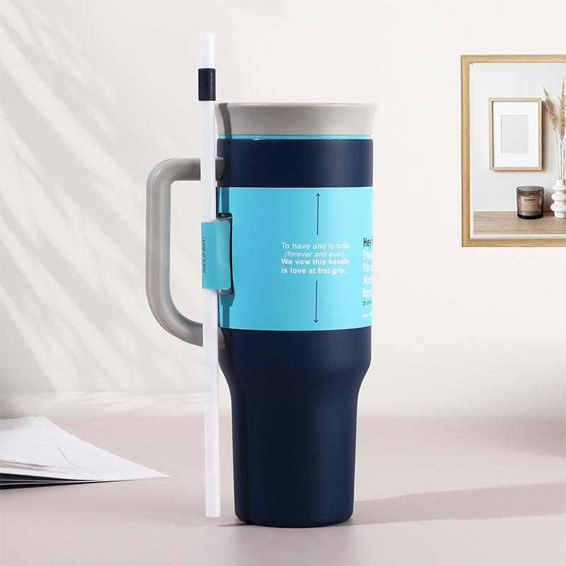 

Bingba Cup Double-layer vacuum thermos cup 304 stainless steel 4 car cup Portable straw water cup 40oz темно-синього кольору