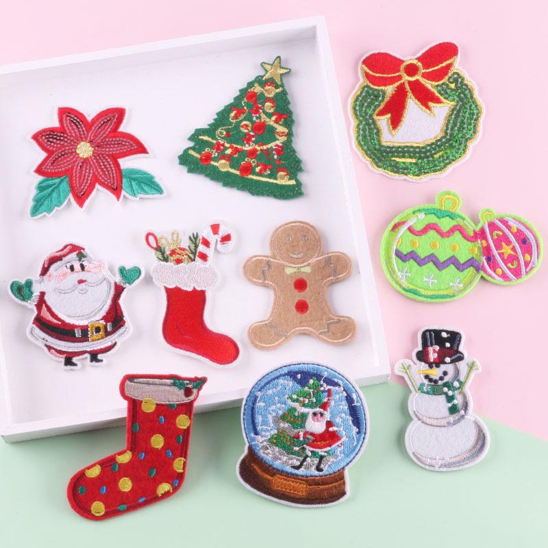 Dooku Embroidered Santa Claus & Tree Patch with Sequins - Clothing Accessory