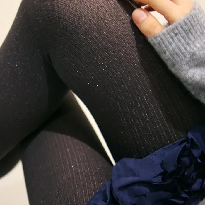 Vertical Stripe Stockings (Ash Gray)