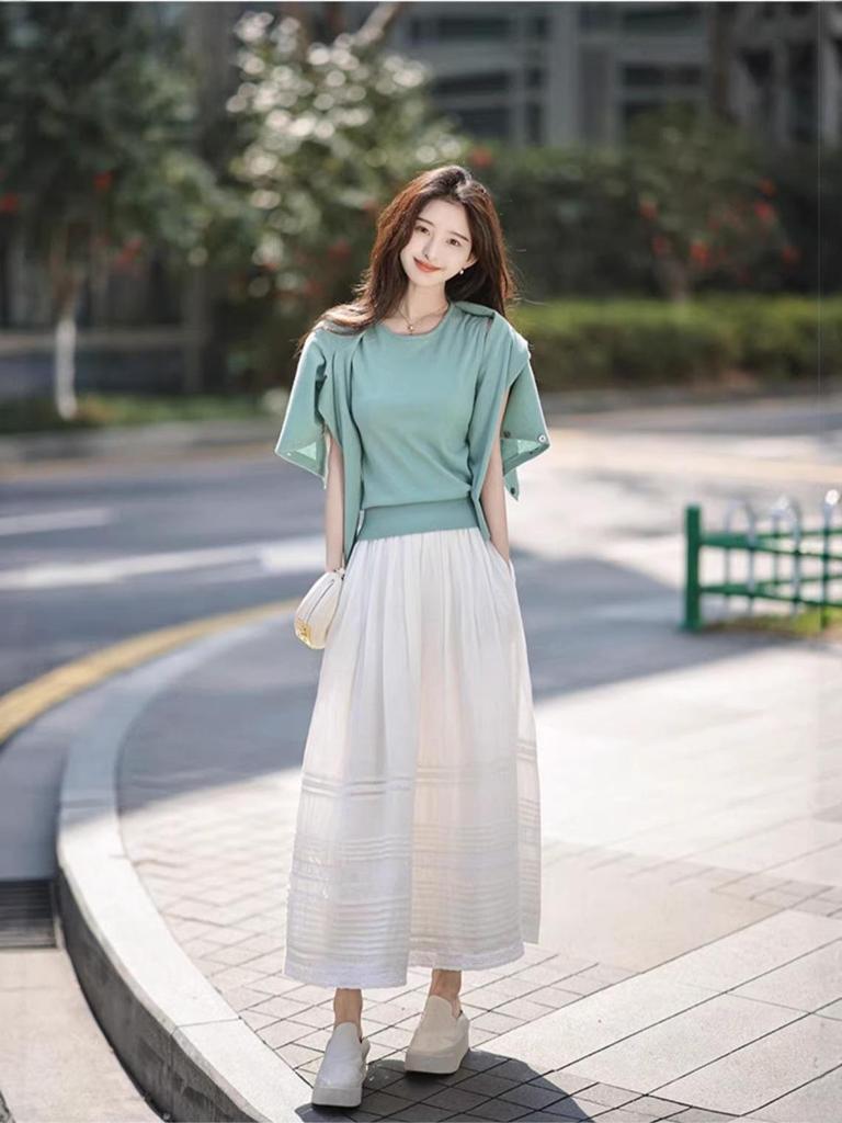 Nanyou Women's White Ramie Embroidered Midi Skirt, High-Waist Elastic, Wide Hem, Spring 2026 Collection