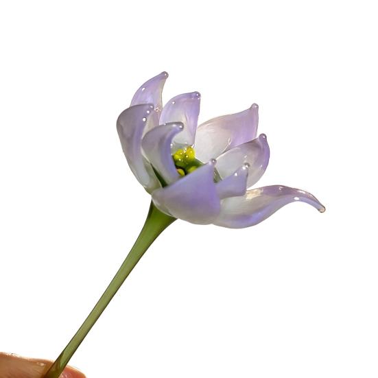 Yousheng Mini Glass Flower Figurine Handmade Faux Crystal Transparent Flower Bouquet Collectible Hand Blown Table Ornament for Mother's Day Birthday