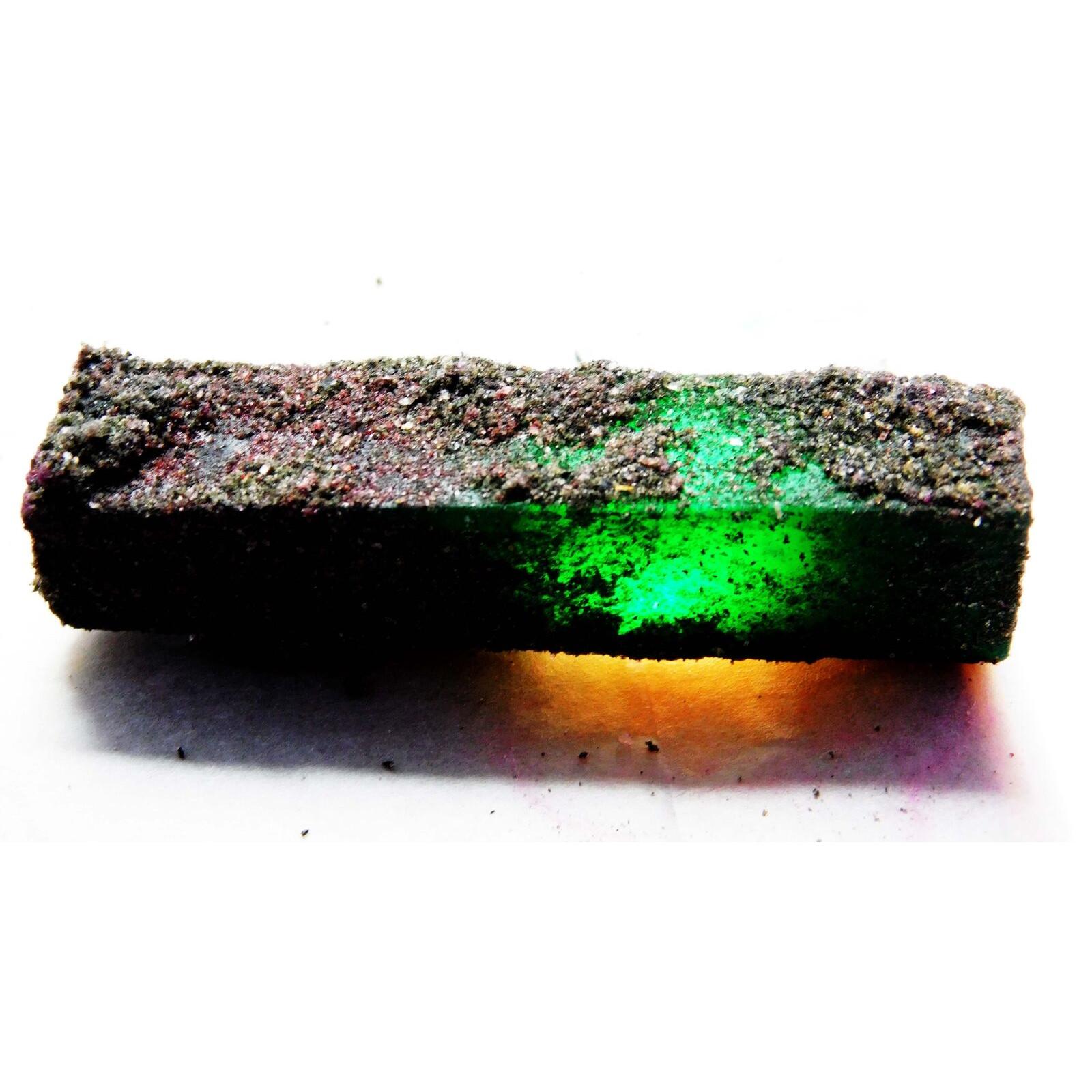 

100 каратів Дорогоцінний Натуральний Зелений Смарагд Неогранований Необроблений Розсипний Дорогоцінний Камінь СЕРТИФІКОВАНИЙ 1A-2082 60 mm approx зелений