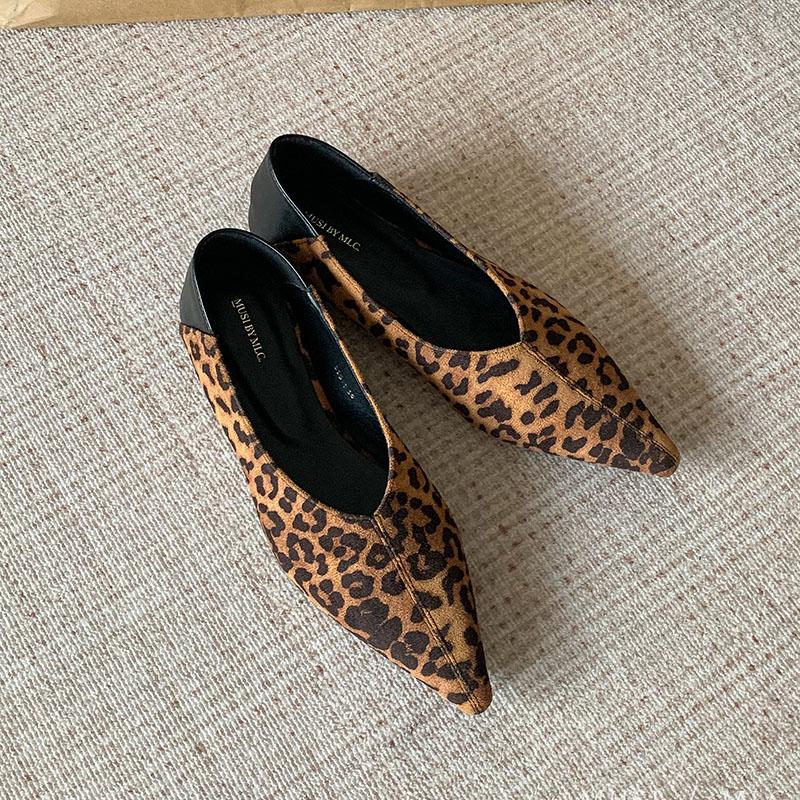 Fashion Fashion Pointed Toe Ladies Flats Slip On Shoes Soft Female Shallow Women Flats Shoes With Height Increasing Footwear