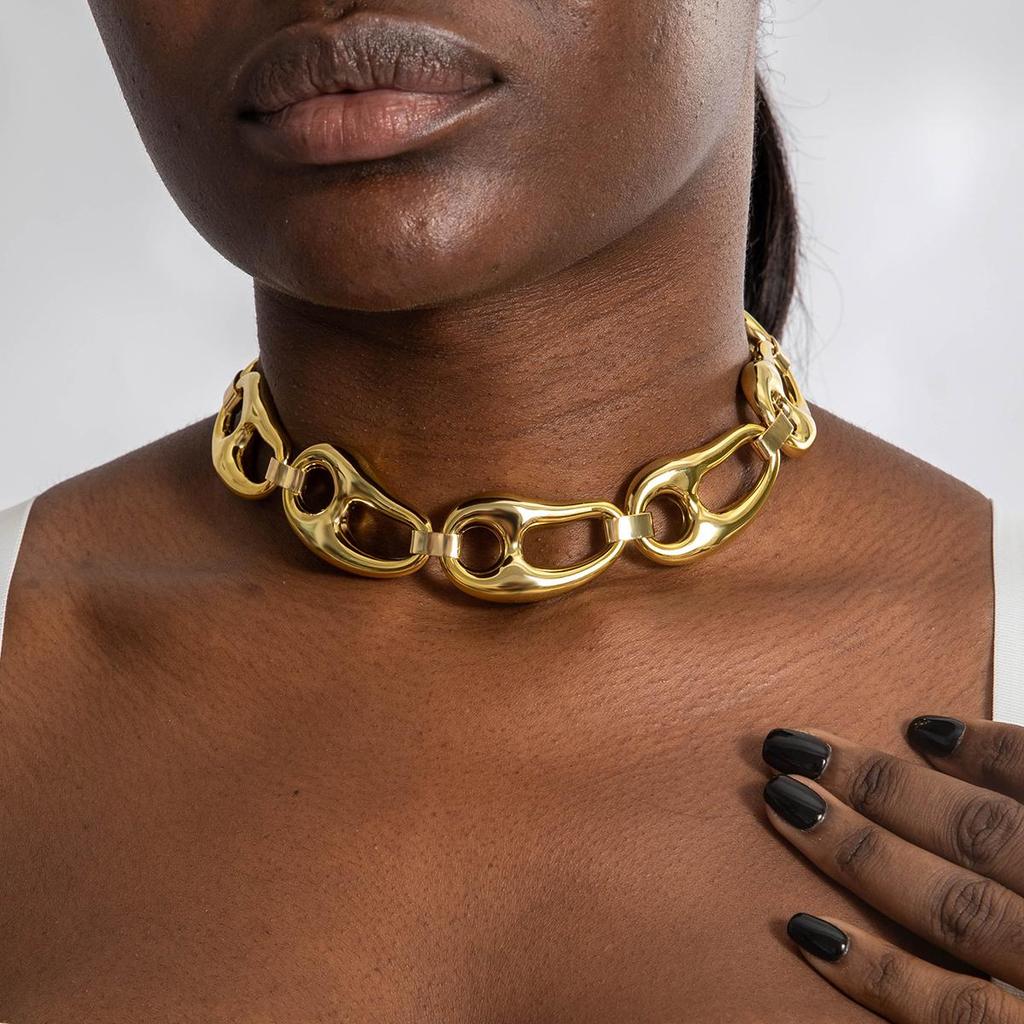 Colar Curto Hiphop de Personalidade Dourada Estilo Europeu Americano para Mulheres Joias Colar Choker Acrílico CCB Exagerado