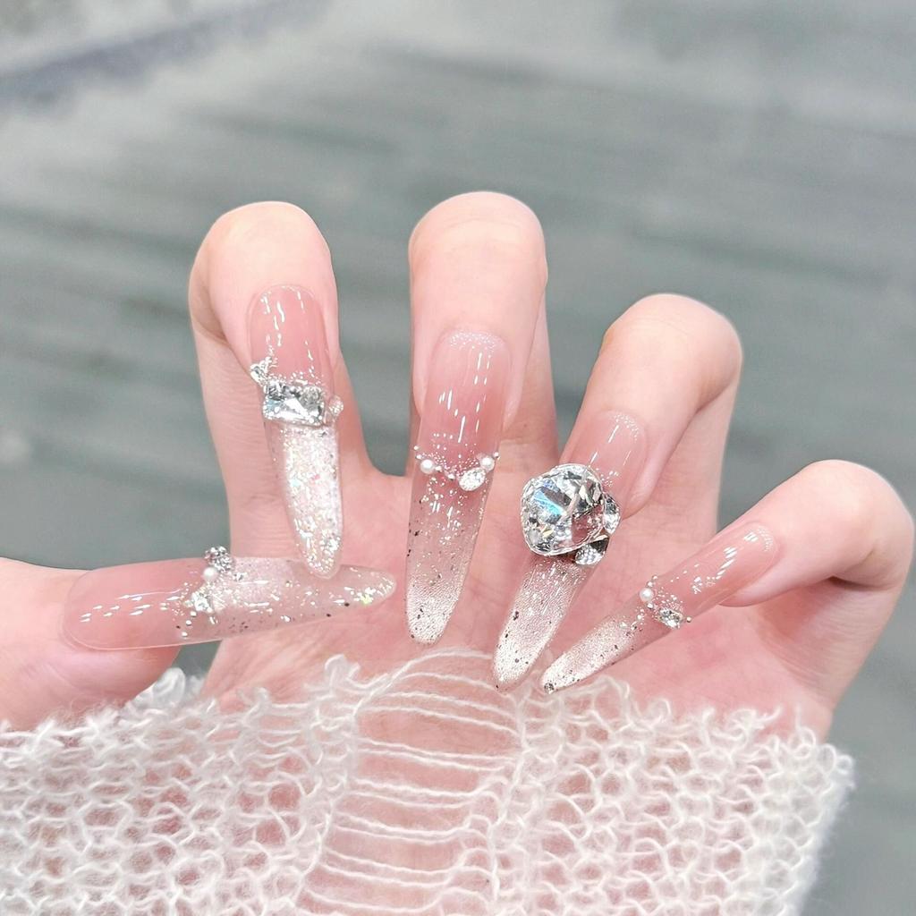 Light luxury ice transparent cold French cat eye pure hand-worn nail whitening temperament advanced sense nail art patch fake nail