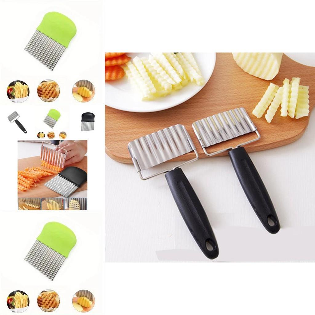 Innovatives stilvolles Kartoffelmesser aus Edelstahl für kreatives Gemüse schneiden in der Küche