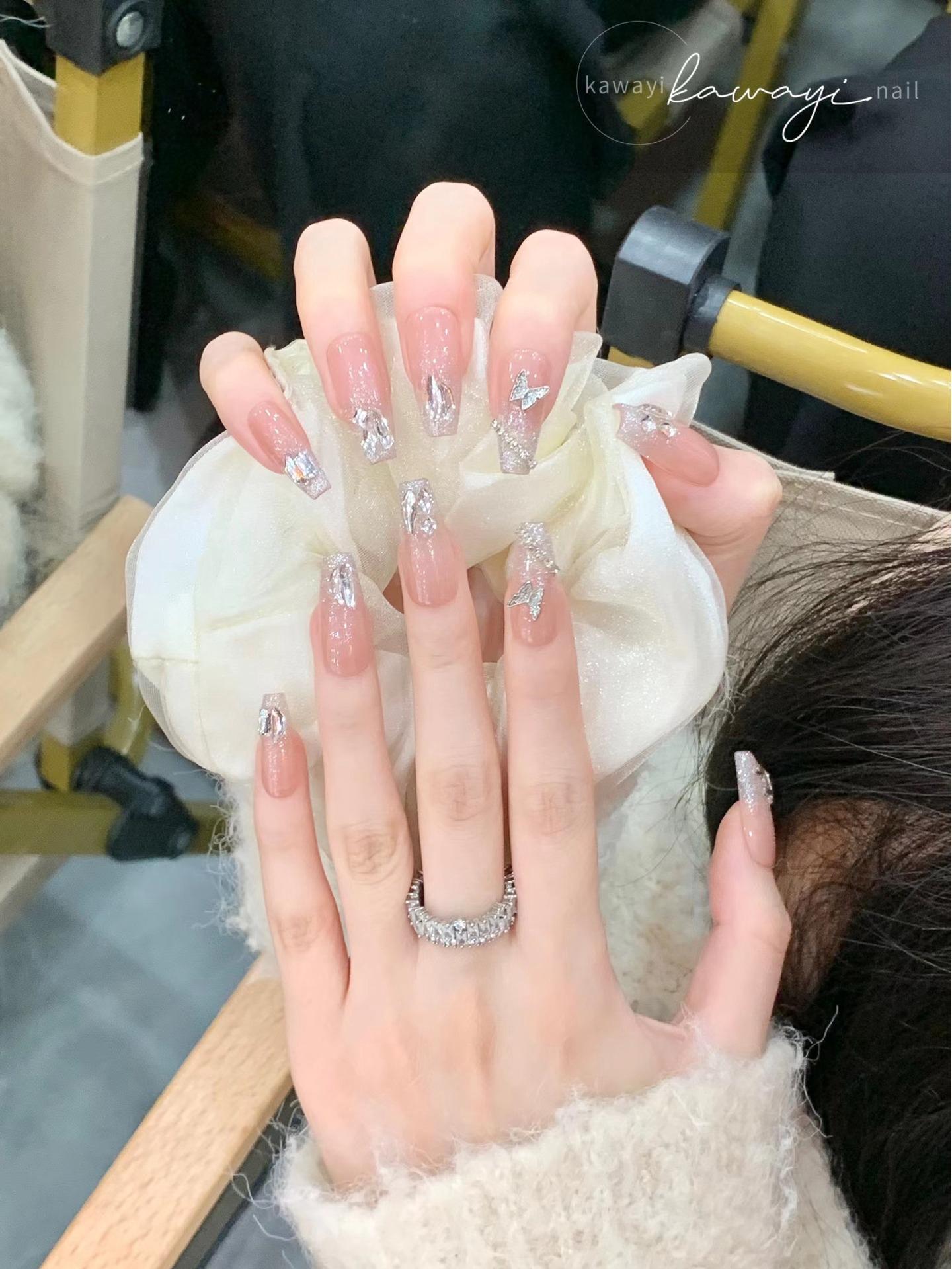 

2024 Новый Хит продаж Набор флэш-накладных ногтей с клеем и инструментами для быстрой доставки за 24 часа