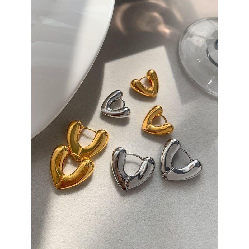 Accessible Luxury European and American Metal Women's Heart Shaped Cold Sex Style Ear Clip