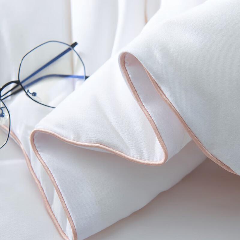 Dohia All-Season Soybean Fiber Quilt