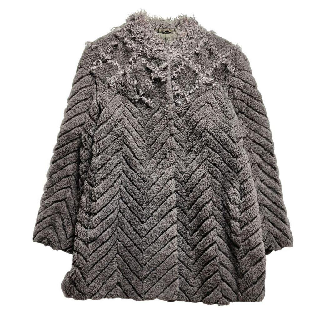 Used White Bear 3D Boa Coat, No Collar, Mid Length, Gray, Elegant