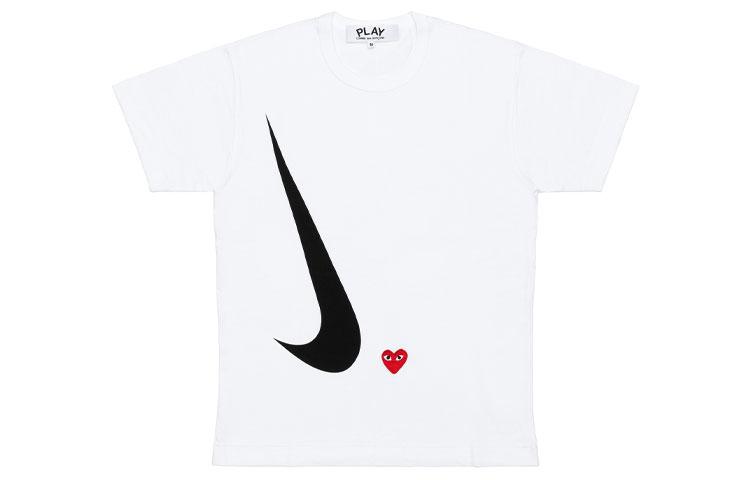 Nike Women s x Comme des Garçons PLAY T-Shirt White S