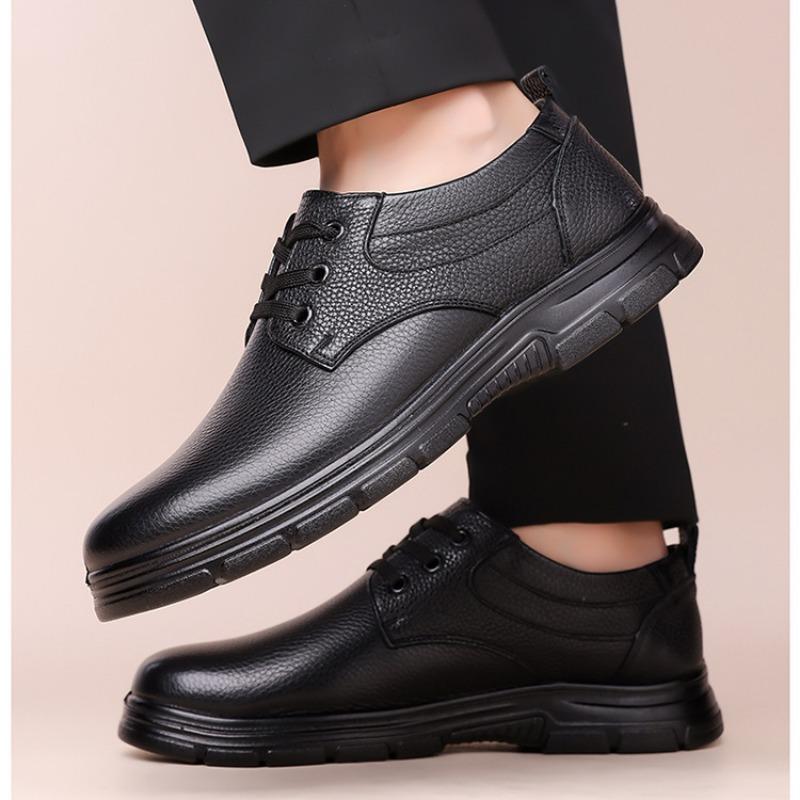 Fashion Spring Autumn Men's Dress Shoes Fashion Casual Soft-soled Leather Driving Shoes Man British New Designer Non-slip Loafers Male
