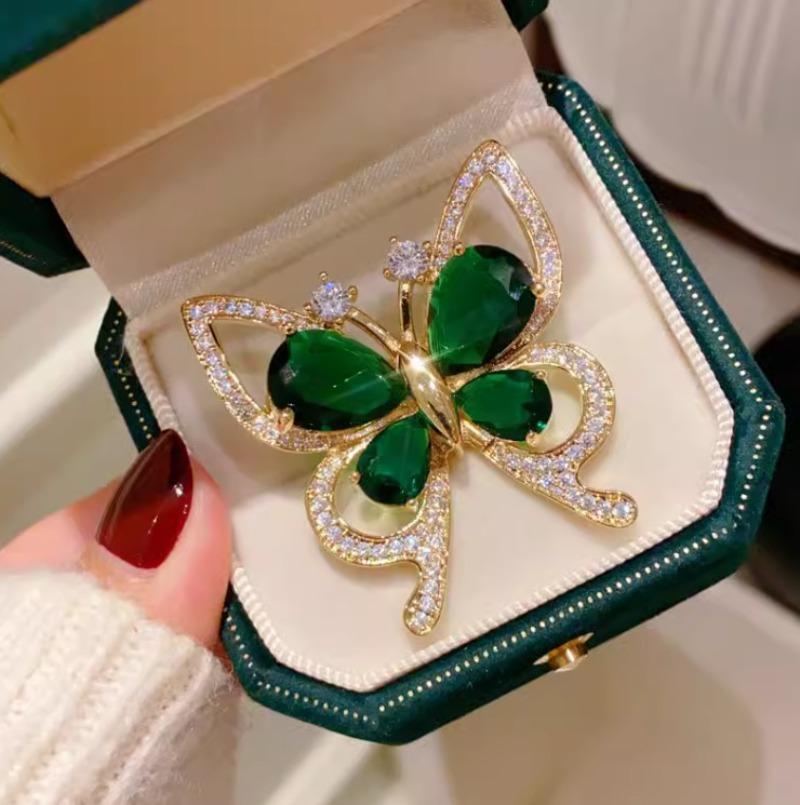 Vintage Green Rhinestone Butterfly Brooches For Women Shiny Corsage Clothing Accessories Gifts