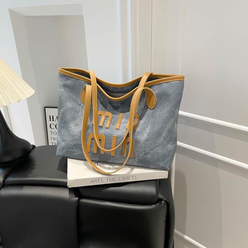 Casual Office Tote Bag For Women With Pu Material And Large Capacity For Daily Commute