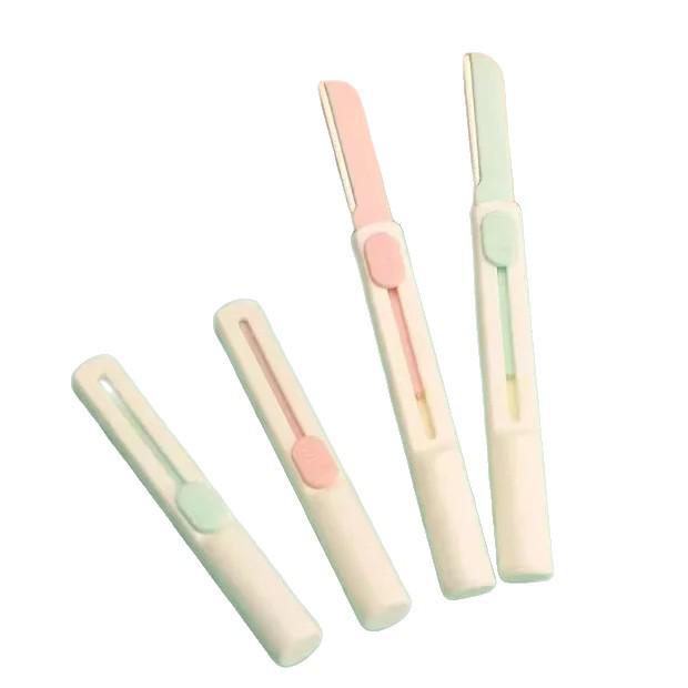 Retractable Eyebrow Trimmer for Women - Safety Blade, Anti-Scratch, Portable, Special Newbie Offer