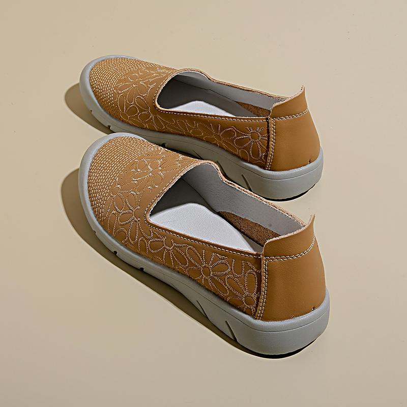 

Женские туфли на плоской подошве с вышивкой Мокасины Обувь для вождения Удобная повседневная обувь без застежек для девочек-студенток EU: 35 коричневый