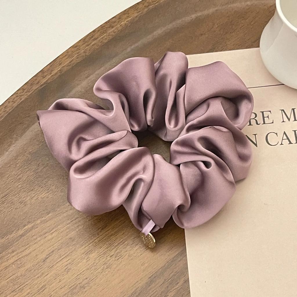 Satin Silk Hårscrunchies Svarta Hårband för Flickor och Kvinnor Scrunchie Enfärgad Håraccessoarer Scrunch Hårklämmor Ny
