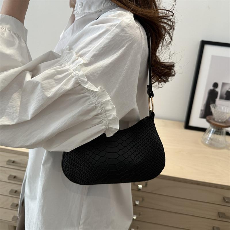 Trendy Simple Women's Shoulder Bag Elegant Fall Collection Casual Solid Color Pu Leather Everyday Use