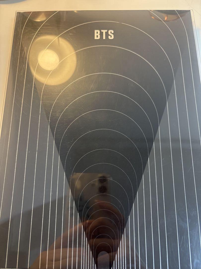 

[USED] BTS MAP OF THE SOUL ON:E Concept Photobook