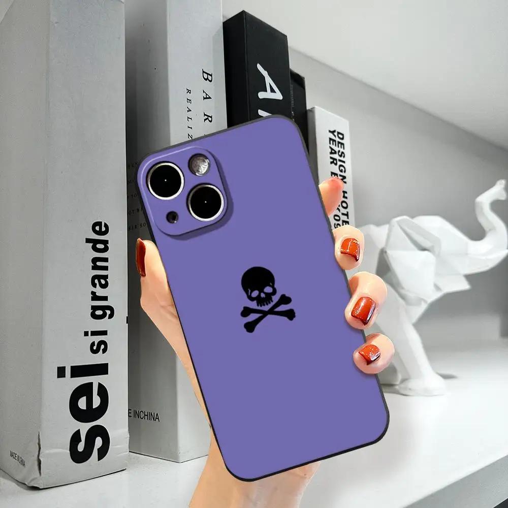 Black Skull Phone Case For iPhone 17 16 15 11 12 14 13 Pro Max Mini X XS XR 7 Plus 16E Air Shockproof Soft Silicone Cover Fundas