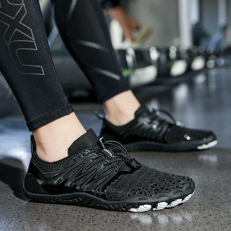 Outdoor beach shoes Traceway stream five-finger couple rafting hiking wading shoes snorkeling shoes fitness breathable mesh shoes