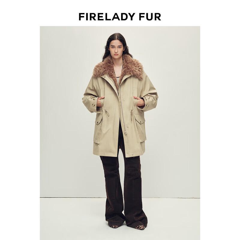 

Chic Parka Detachable Fur-Lined Goose Down Parka S