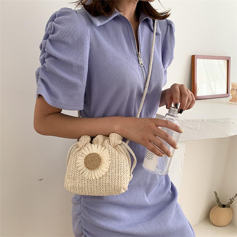 Rattan Woven Women Straw Bag Handbag Knit Flower Summer Beach Woman Shoulder Messenger Khaki White Bags Fashion Creative