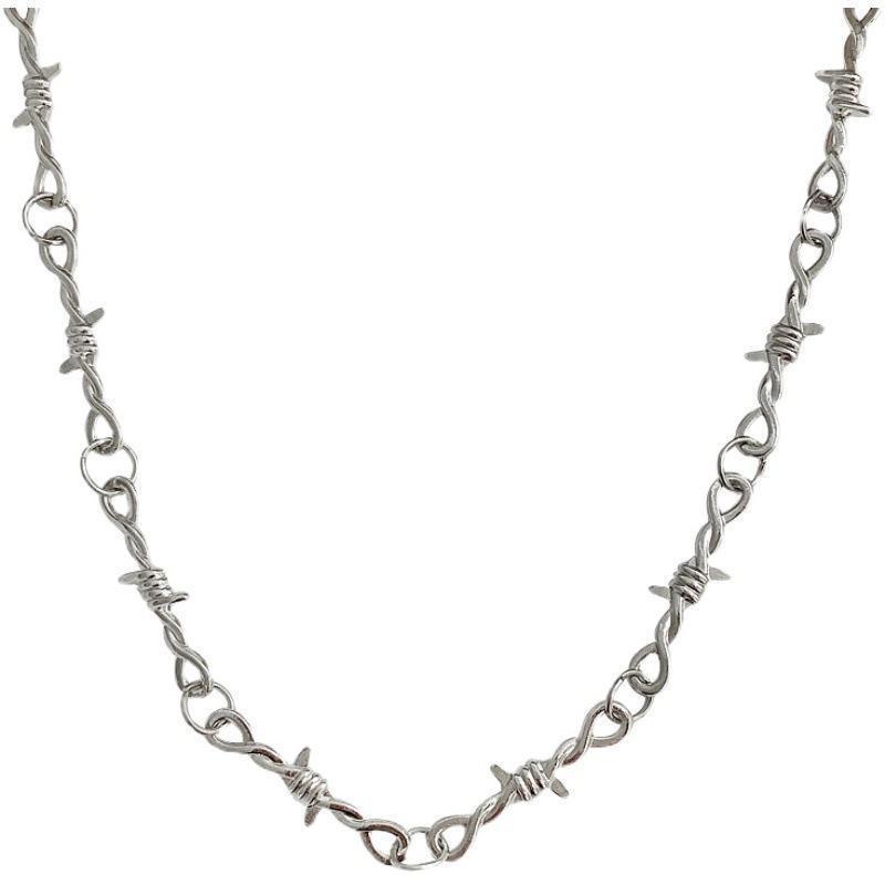 Edgy Ins Retro Thorn Necklace Eye-catching Metal Design Perfect For Hip Hop Street Style And Fashion Enthusiasts