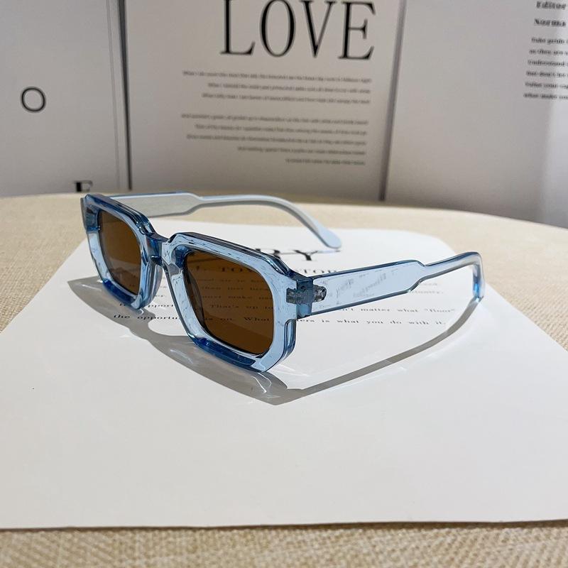 

Latest Square Sunglasses for Men Women Classic Stylish Designer Glasses Sun Shades Driving Shades Eye Wear UV400 Protection Eye Wear 1PC